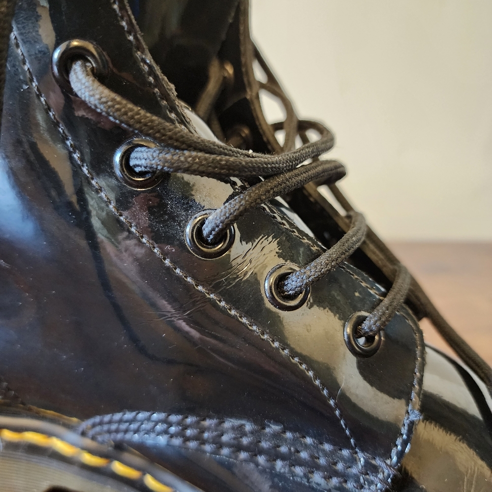 EUC Dr. Martens 1460 Patent Leather Boots! - Picture 10 of 13